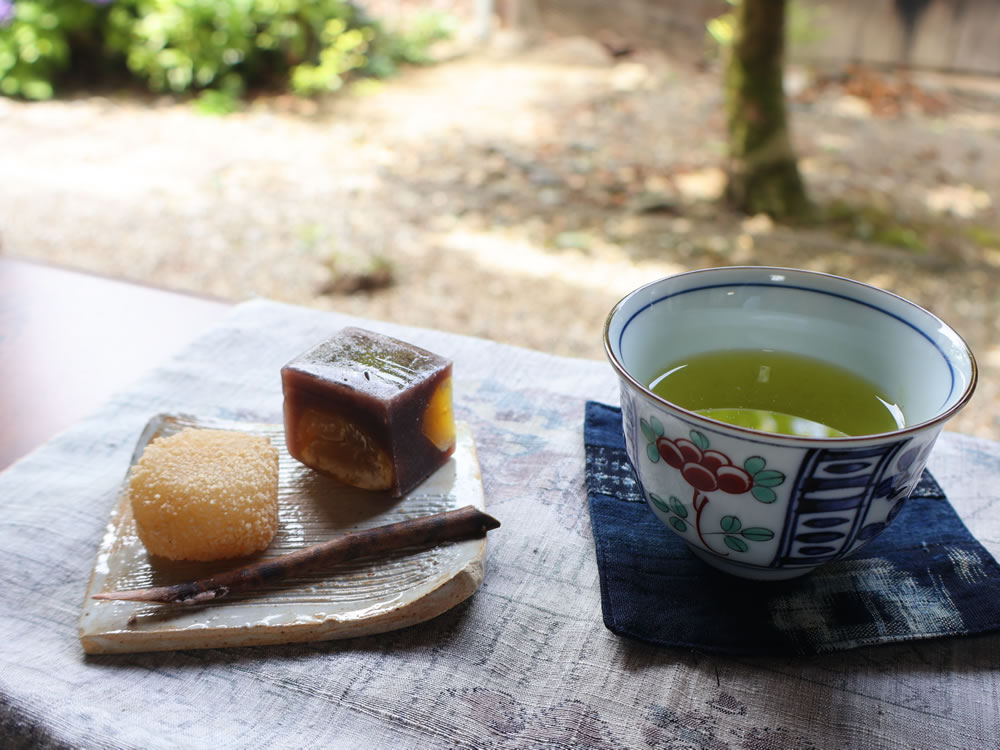 ほっとひと息、お茶いれ体験