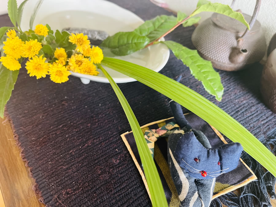 季節の花でお迎えします